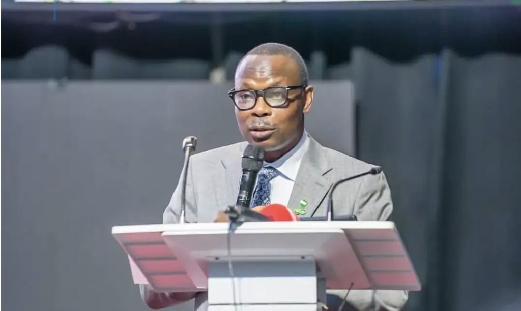 B0B840A2 E28A 4C10 Bf6E 81B6E12C5A38