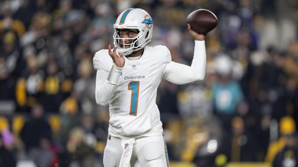 Tua Tagovailoa Dolphins 2