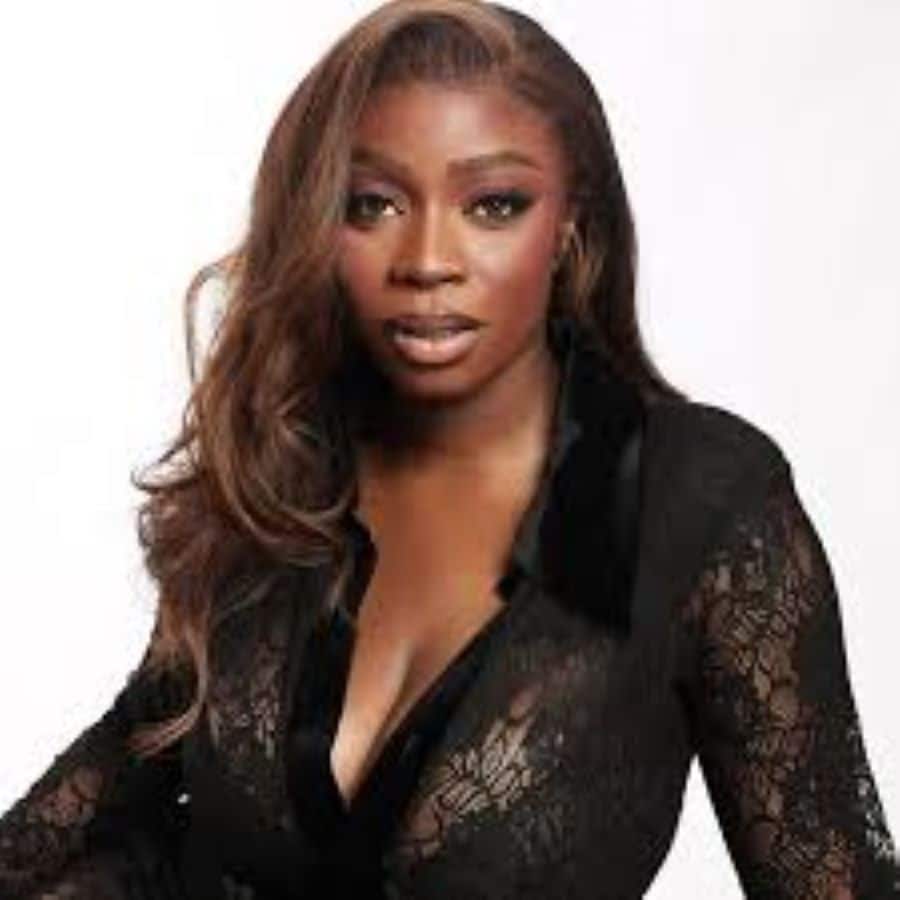 T5Iumixd Bolaji Ogunmola