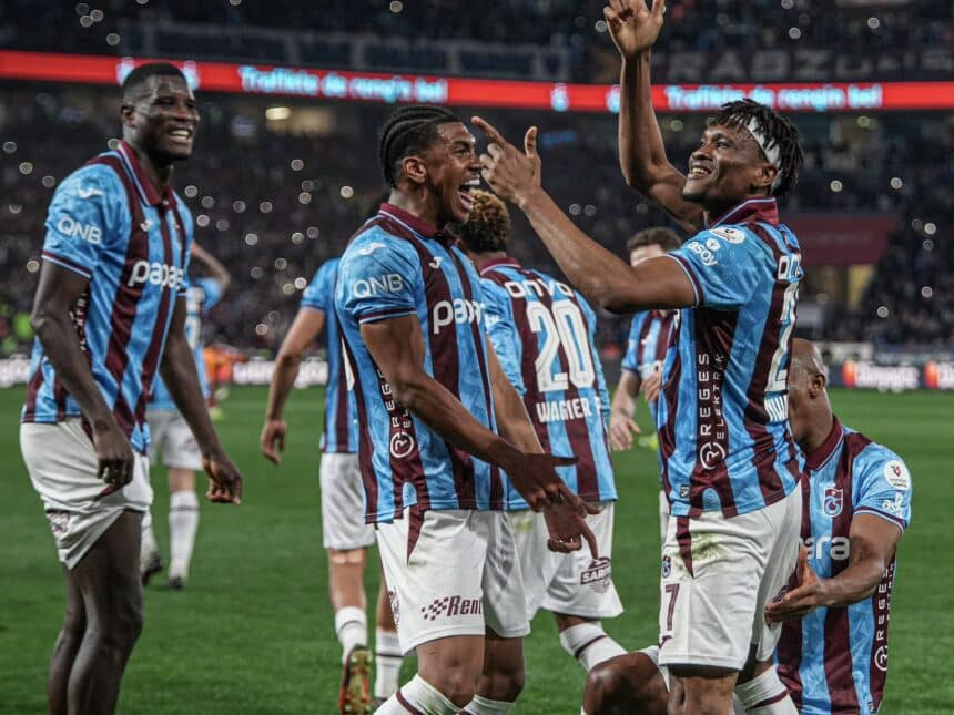 Trabzonspor Beat Galatasaray
