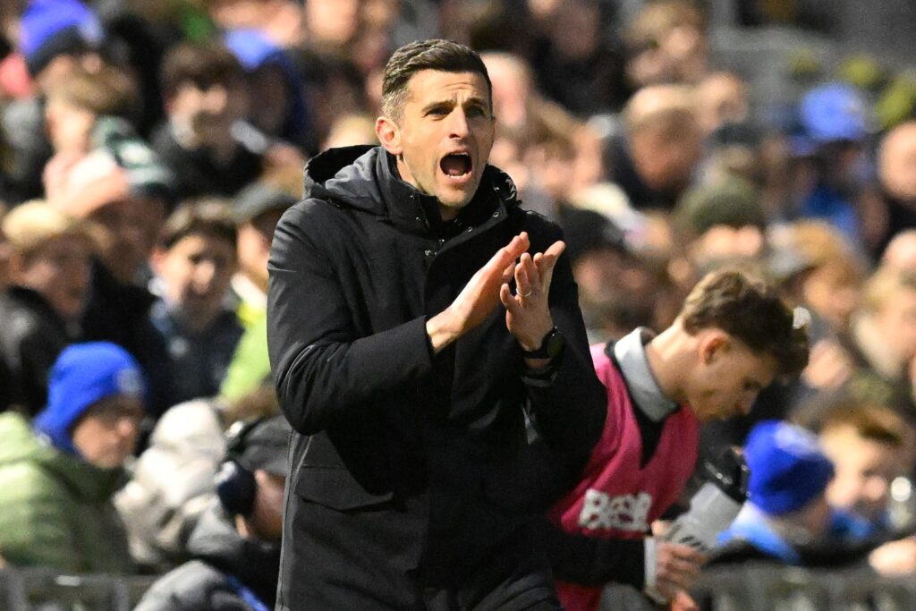 Club League Logos Live Services 1067309879